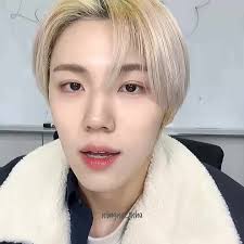 Boys Voice Reveal Saying Hello