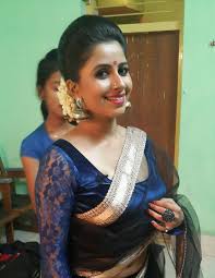 Anushree Anchor on X: Saarree ke faall sa kabhi match kiya re...sarree is  d best...anyday..handsdown..agree?? http:t.coRFdIw6LQaY  X