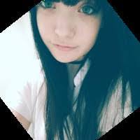 Bonnie Sproul's Instagram, Twitter & Facebook