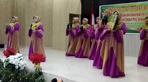 Model baju qasidah remaja, model baju seragam rebana, baju qasidah anak, seragam qasidah anak, model baju samroh, model baju qasidah anak sd 16 mei 2019 dengan semakin banyaknya kreasi dan penemuan kreatif model pakaian muslim modern dengan beragam alternatif desain terbaru selain. Baju Qasidah Anak Sd