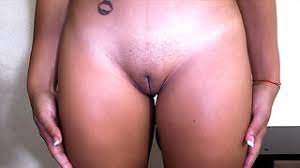 Celebrity camel toes on barnorama. Cameltoe Porn Videos Popular Videos Redporn Tv