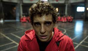 Netflix italia ha pubblicato sui social un nuovissimo teaser trailer per la casa di carta 5, la quinta stagione della serie spagnola prodotta da. La Casa Di Carta 5 Stagione Netflix Uscita E Spoiler