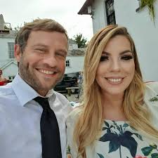 Beautiful photo of the two of you. It's wonderful.❤️❤️