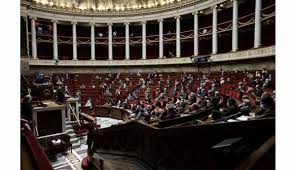 L'assemblée nationale a adopté le pass sanitaire, souhaité par le gouver. Politique Sortie De L Etat D Urgence L Assemblee Nationale Vote Contre Le Pass Sanitaire