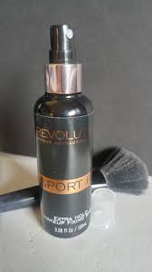 makeup revolution sport fixing spray