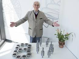 Need to order cheap flowers? Heinz Bauer Celebrates His 80th Birthday