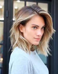 Elle vous conviendra en particulier si vous avez des cheveux bruns dont les nuances se rangent quelque part entre le marron clair et les. Ombre Hair Cheveux Courts Ombre Hair Les Plus Beaux Degrades De Couleur Elle