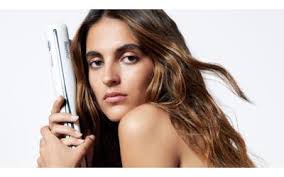 Découvrez les grandes marques de la coiffure chez Pascal Coste Shopping.  Shampoings, crèmes, soins nutritifs ou gels, vous trouverez ici tous les  produits de marques l'Oréal, Schwarzkopf, Kérastase pour cheveux fins, secs,