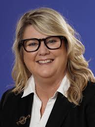 Captain Siobhan's prize to the ladies day 1 wishing everyone the very best  of luck. Lots of lovely prizes to be won. #captainsprize #delgany  #delganygolfclub