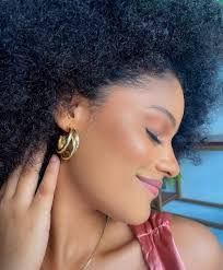 Kendrick Burris's Instagram, Twitter & Facebook