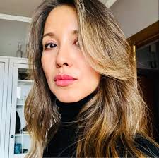 Wild Tulips in Kyrgyzstan. That's right. Tulips are not originally from the  Netherlands or Turkey. Their real origin lies somewhere in Central Asia.  They grow in the wield in the Tien Shan