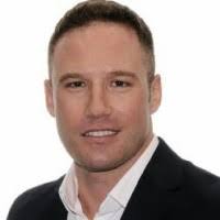 200+ perfiles de «Rollason»