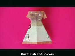 Check spelling or type a new query. Geschenkidee Hochzeitskleid Tutorial Zum Origami Einer Dollarnote Youtube Basteln Mit Kids Geldscheine Falten Kleid Geld Falten Kleidung Geldscheine Falten Hochzeit
