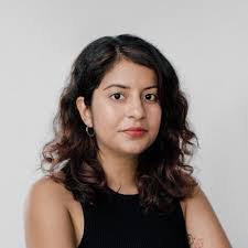 Tara Strunk's Instagram, Twitter & Facebook