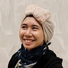 Semasa anwar ibrahim ditangkap pada tahun 1999, nurul hana baru berumur 6 tahun. Hana Anwar On Behance