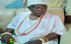 Oba oloto, popularly known as buhari oloto or abu oloto, was a popular figure in the lagos social scene for over 40 years. Lagos Monarch Buhari Oloto Dies The Nation Nigeria