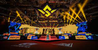 You will find yourself on a deserted island among other players like you. Free Fire World Series Breaks Audience Record Peaks Over 5m Simultaneous Viewers Archive The Esports Observer