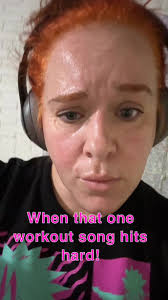 Gatta love dance fitness! Sweat & Swag baby! Did you know I kill about  600-900 calories a class. Yup, and I have fun doing it. ❤️🙌🏼💪🏼