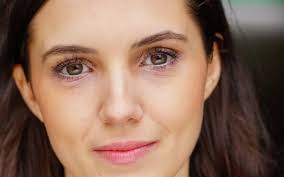 Ellie Catt's Instagram, Twitter & Facebook