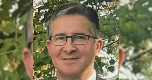 Dr. Michael Barnum (July 6, 1967