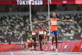 Aug 02, 2021 · sifan hassan celebrates after winning her first olympic gold medal. Sifan Hassan Easily Wins The 5 000 Meters Fuzzy Skunk