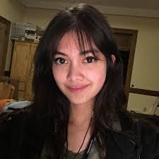 Alex Yale's Instagram, Twitter & Facebook