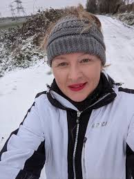 Becky Saunders is fundraising for ellenor