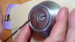 It's not so much about being harder to pick, as the lock mechanism in it is going to be extremely similar to a normal door handle lock. Picked Open Using Bobby Pins Hair Clips Mountain Security 5pin Deadbolt Lock Youtube