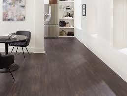 Choose floor & decor for all your laminate flooring needs. Hydroshield Ponce Oak Water Resistant Laminate