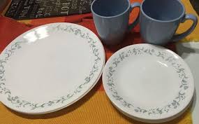 It has 6 dinner plates, bread plates, and soup bowls. Top 10 Best Crockery Brands In India 2021 Highest Sellers List Trendrr