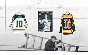 The boston bruins are a professional ice hockey team based in boston. Bishop Feehan Directs Future Donations For Injured Hockey Player A J Quetta To Boston Bruins Foundation The Boston Globe