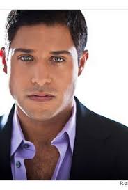 Labeled_购票_剧情介绍_演职人员_图集-猫眼电影