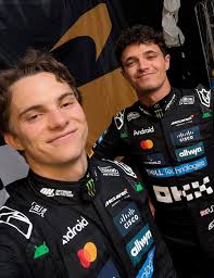 After qualifying, it's time for the final adjustments before tomorrow's  race at Silverstone Festival ! 🏁