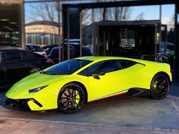 Lamborghini Huracan Performante Black And Blue Lamborghini Huracan Performante Painted In Verde Scandal W Tricolore Stripes Along The Doors Lamborghini Huracan Sports Cars Lamborghini Lamborghini Supercar