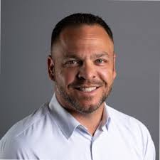 9 years ago today I started my journey at TQL. I remember feeling anxious  that day, knowing I was in for a roller coaster ride of a career. I had no  plan