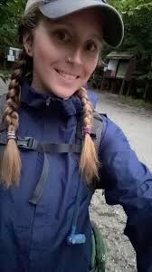 What are the best routes for a single day hike