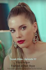 Styles From Yasak Elma Series Dizi Episode 17 Yasak Elma Fashion And Hair Style Turkish Series Fashion And Style Fashion Hair Celebrity Style Turkish Fashion