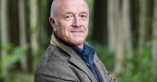 Geert Hoste: "Zonder humor overleven we niet, maar timing is alles"