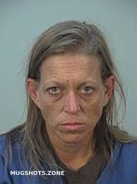 Danielle Densmore's Instagram, Twitter & Facebook