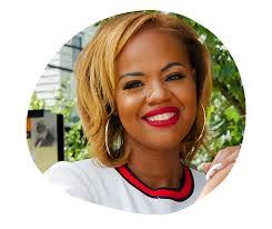 Elizabeth Cedillo's Instagram, Twitter & Facebook