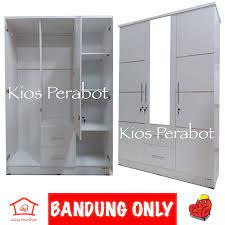 Lemari pakaian 3 pintu sliding dengan model minimalis membuat ruangan lebih luas. Lemari Pakaian 3 Pintu Full Putih Dengan Gantungan Untuk Gamis Long Dress Kaca Panjang 2 Laci Shopee Indonesia