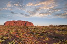 Uluru is australia's most famous rock. Australia Highlights Melbourne Uluru Cairns Sydney 10 Days Kimkim