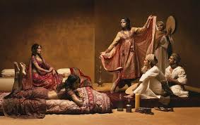 Fashion Designing Course Ethnic Wear In India Hamstech Blog This program can help students pursue a variety found in the southern part of asia, the republic of india is second most populated country in the world with approximately 1.27 billion people.