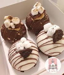 25 Hot Chocolate Bomb Flavors To Make The Denver Housewife In 2020 Chocolate Bomb Hot Chocolate Recipes Delicious Hot Chocolate