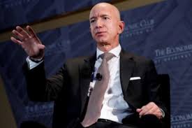 Umur 57 tahun) adalah pengusaha terkaya di dunia sepanjang sejarah modern. Jeff Bezos Rebut Kembali Gelar Terkaya Di Dunia Dari Elon Musk Antara News