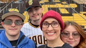 Shawna Sandoval's Instagram, Twitter & Facebook