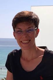 Caroline Folger's Instagram, Twitter & Facebook