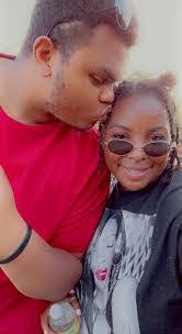 Ashley Dates's Instagram, Twitter & Facebook