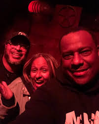 Hanging now at Fright Fest at @sixflagsovergeorgia 👻 with my childhood  friends @homerm1 and @nativesatl … LOTS of laughs 😂😂… growing up  southwest Atlanta was here every weekend lol and I worked