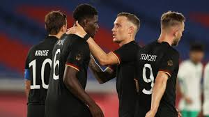 Argentinien schlug peru in lima mit 2:0 (2:0). Olympia 2021 Deutschland Verliert Gegen Topfavorit Brasilien Nach Schnellem 0 3 Ruckstand Eurosport